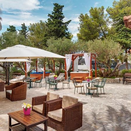 Hotel Villa Adriatica - Adults Only Supetar Eksteriør billede