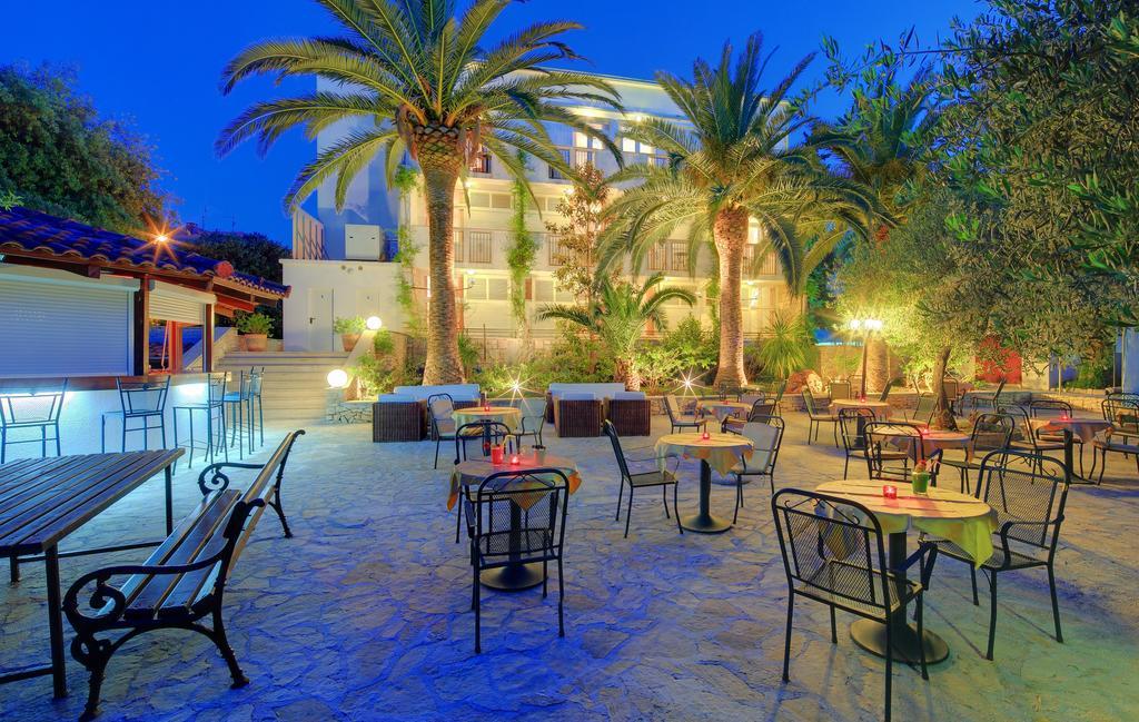 Hotel Villa Adriatica - Adults Only Supetar Eksteriør billede